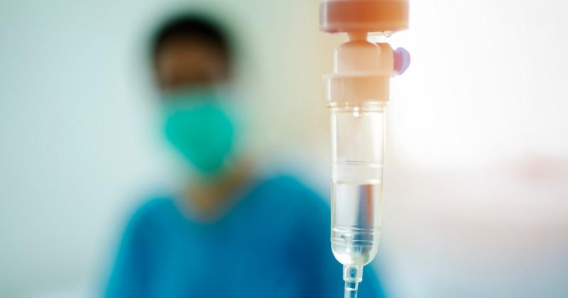 1 in 3 U.S. hospitals severely affected by drug shortages, survey finds